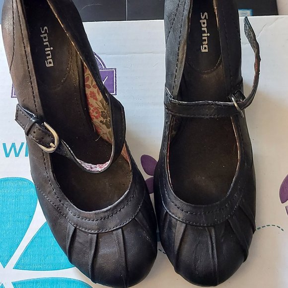 Spring sz 37 Black Mary Jane Pumps - Picture 5 of 7